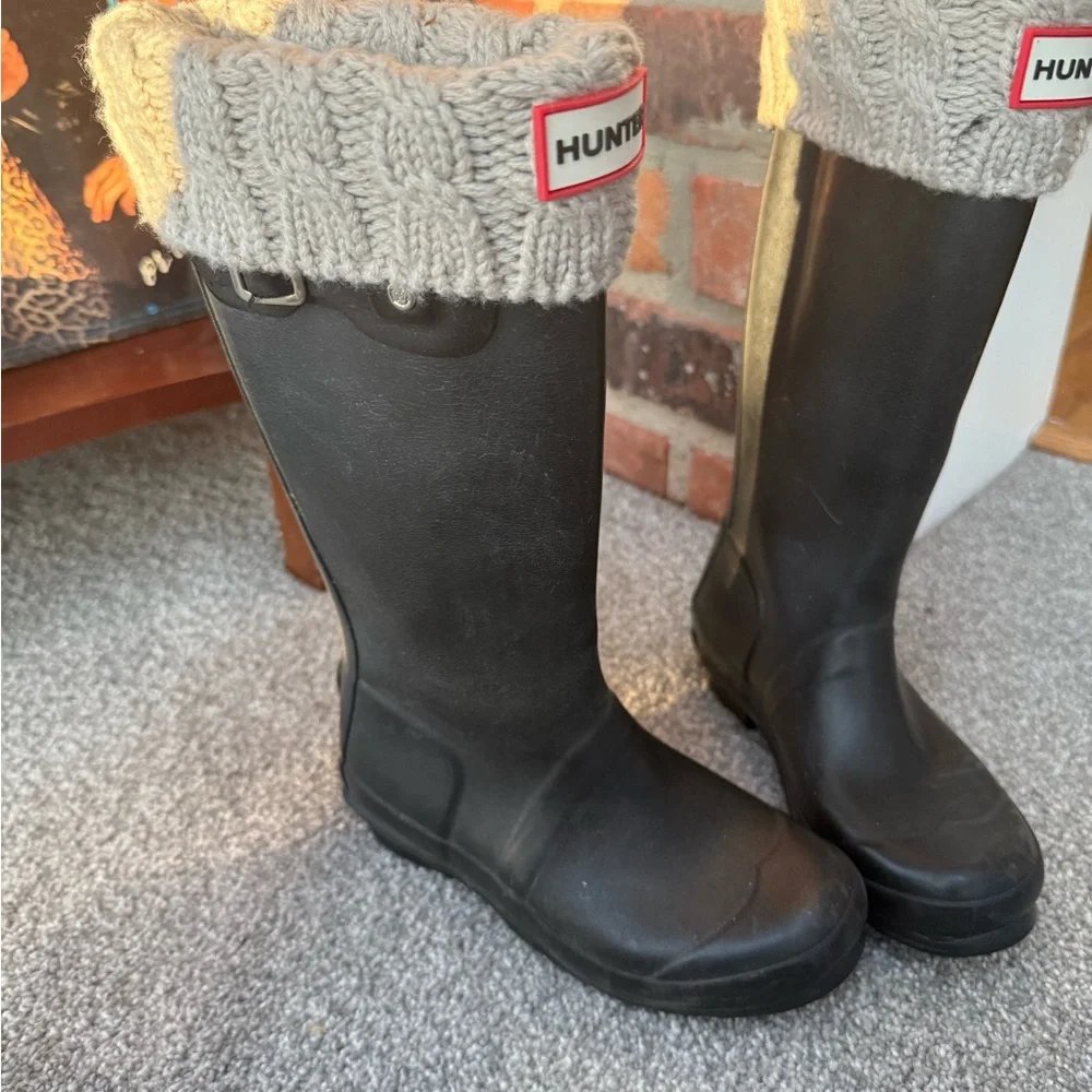 Hunter Black Boots with‎  Knit Cuffs